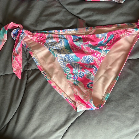 Lilly Pulitzer Bikini - Size 6 - Picture 2 of 8